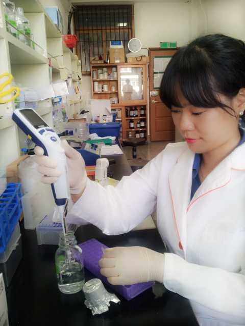 Lab members  강나래사진.png